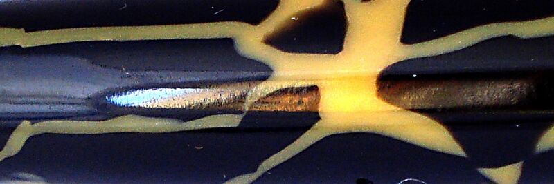 File:Tipologia celluloide wild aurora ML.jpg