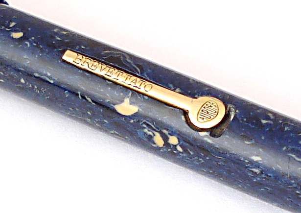 File:Aurora-Duplex-Medium-Lapis-Lever.jpg