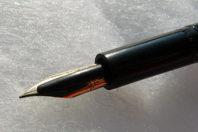 File:Swan-Pen-1513-Black-Section.jpg