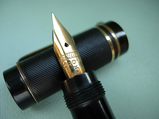 File:Stilus-425-BCHR-Nib.jpg