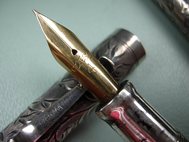 File:Wahl-AllMetal-SilverFloral-Medium-Set-Nib.jpg