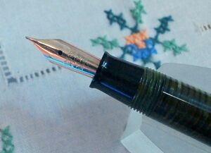 Ancora-51-Green-Ringed-Nib.jpg