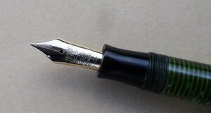 Ancora-Lusso-87-RingedGreen-Nib.jpg