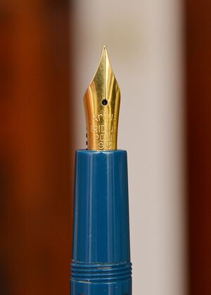 Artus-41-Azzurro-Nib.jpg